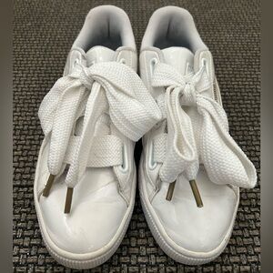 PUMA Vikky v2 Ribbon Core Bow Sneakers Women's Shoes size 9